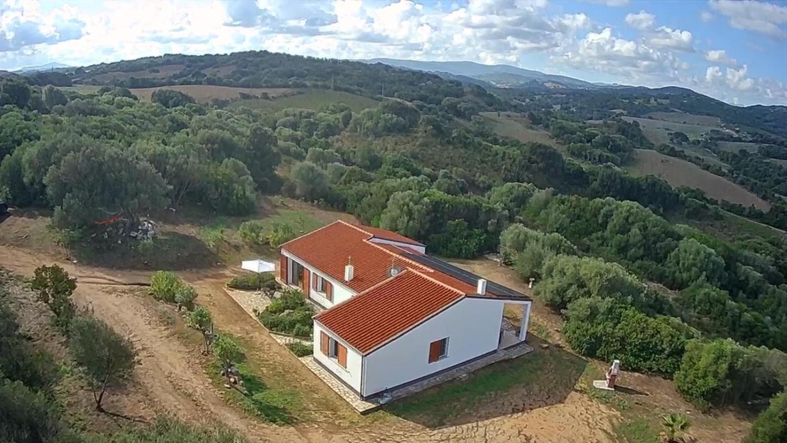 La Piana Holiday House Bassacutena Kültér fotó