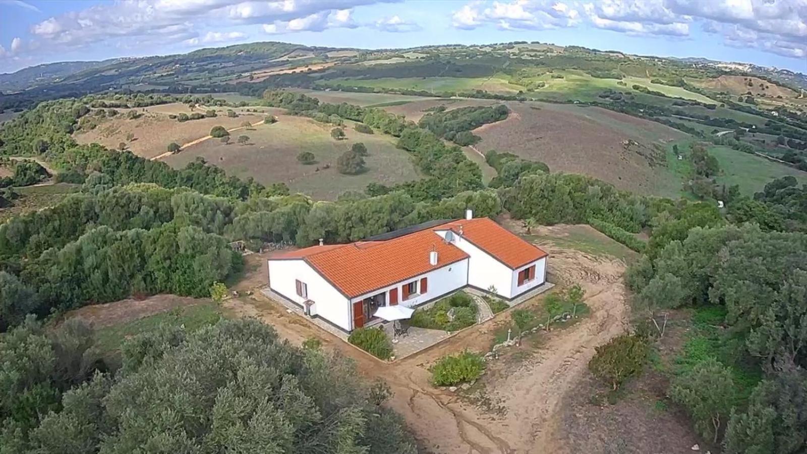 La Piana Holiday House Bassacutena Kültér fotó